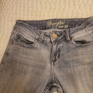 Womans Wranglers boot cut jeans